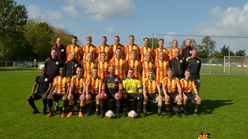 WH 1e elftal.jpg